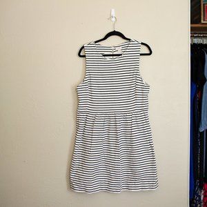 J Crew Stripe Dress w/ Pockets XL